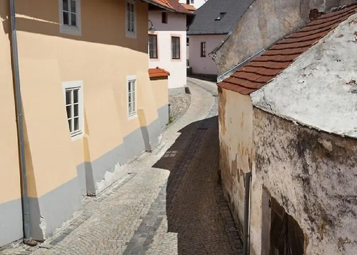 Staroměstský 3*